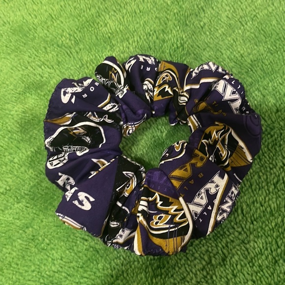 Baltimore Ravens hair scrungi accessory custom made - Picture 2 of 2